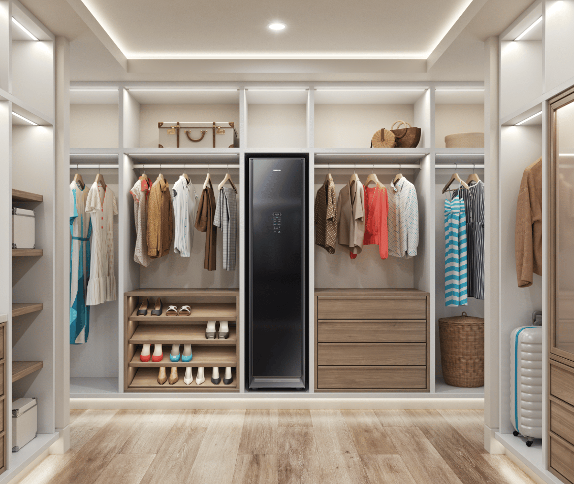 Walk In Closet And Steam Bottle Wardrobe